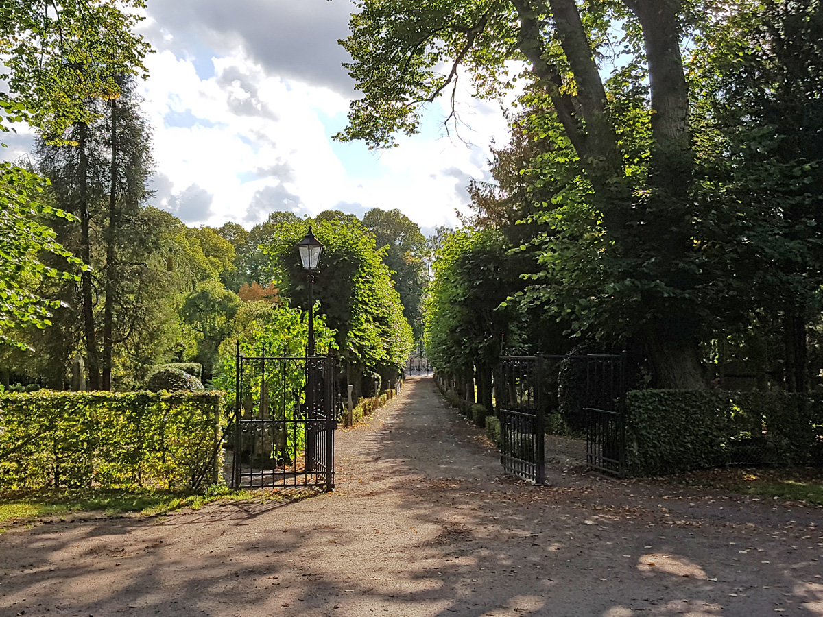 The north entrance to the The Eastern Cemetery in Lund