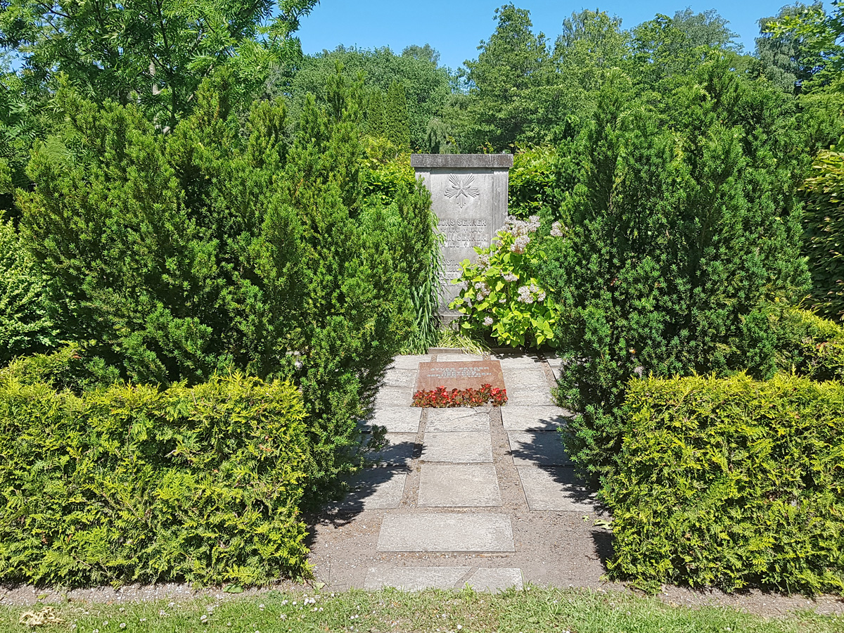 Sture Petrén's and Gertrud Serner Petrén's grave at Northern cemetery in Lund