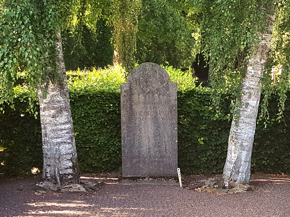 The Cathedral architect Theodor Wåhlins grave