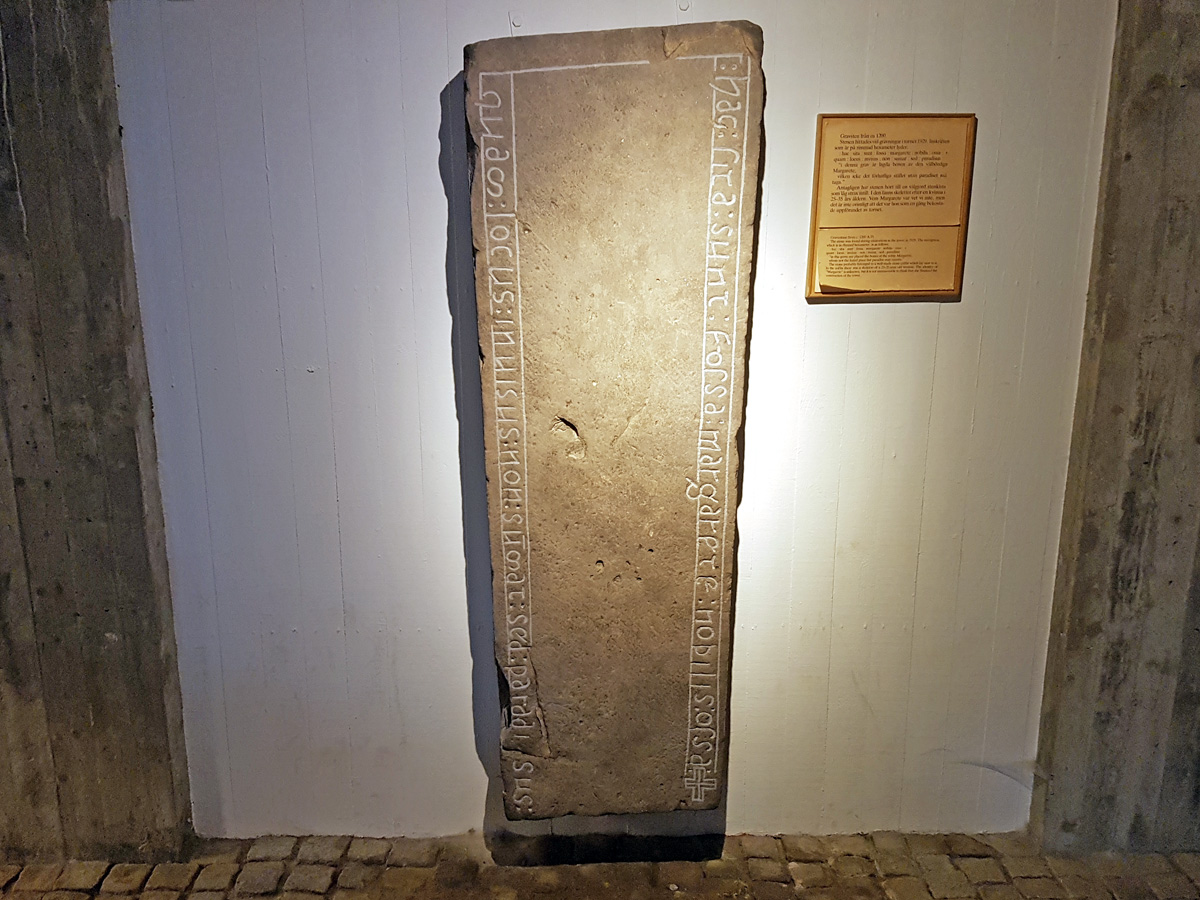 Information in the exhibition for Drotten church ruin about the noble Margareta that was buried in the church